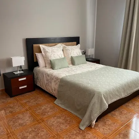 Con Vistas Al Mar, Piscina, Pista Futbol...ideal Familias Con Ninos Baredo